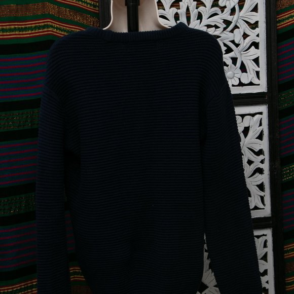 Forever 21 Knitted Sweater - Picture 4 of 5